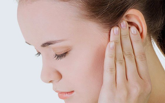 Kulak Çöpünün Zararları – Kulak Çöpleri YASAKLANMALI !